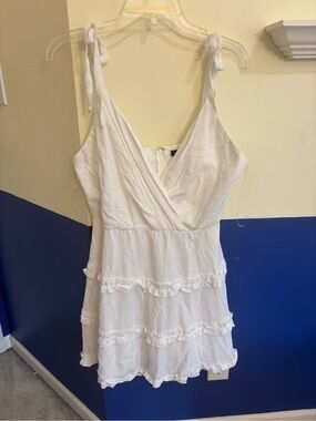 Francesca's Collections White Tie-Shoulder Ruffle Mini Dress